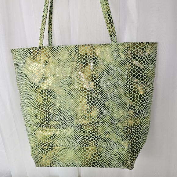 Bags By Pinky Green Gold Metallic Snakeskin Large Tote Bag - Picture 2 of 7